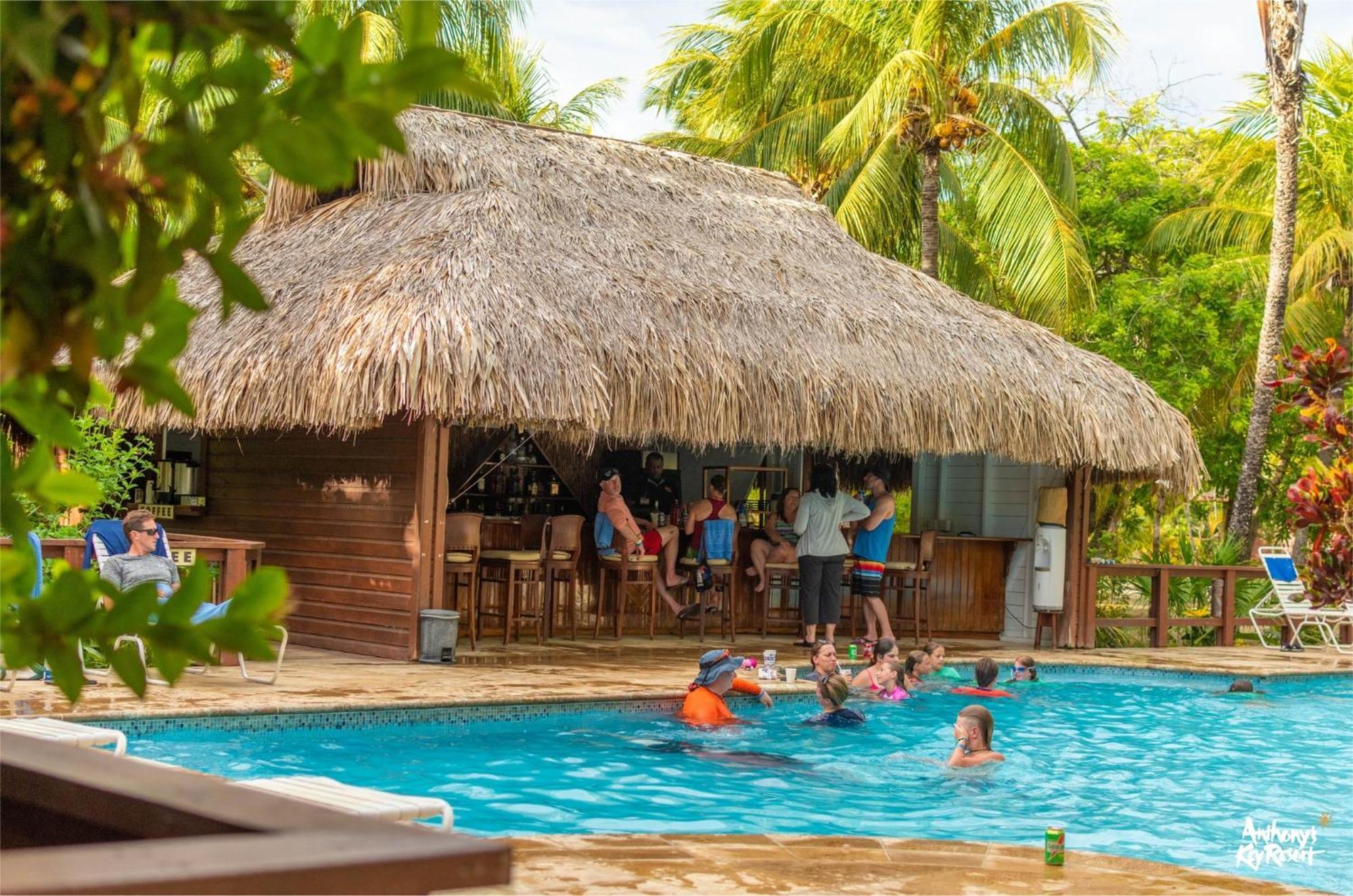 Anthony'S Key Resort Сэнди-Бей Экстерьер фото